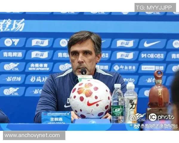拉莫斯在赛后发布会上坚定表示球队将不懈努力为球迷争光